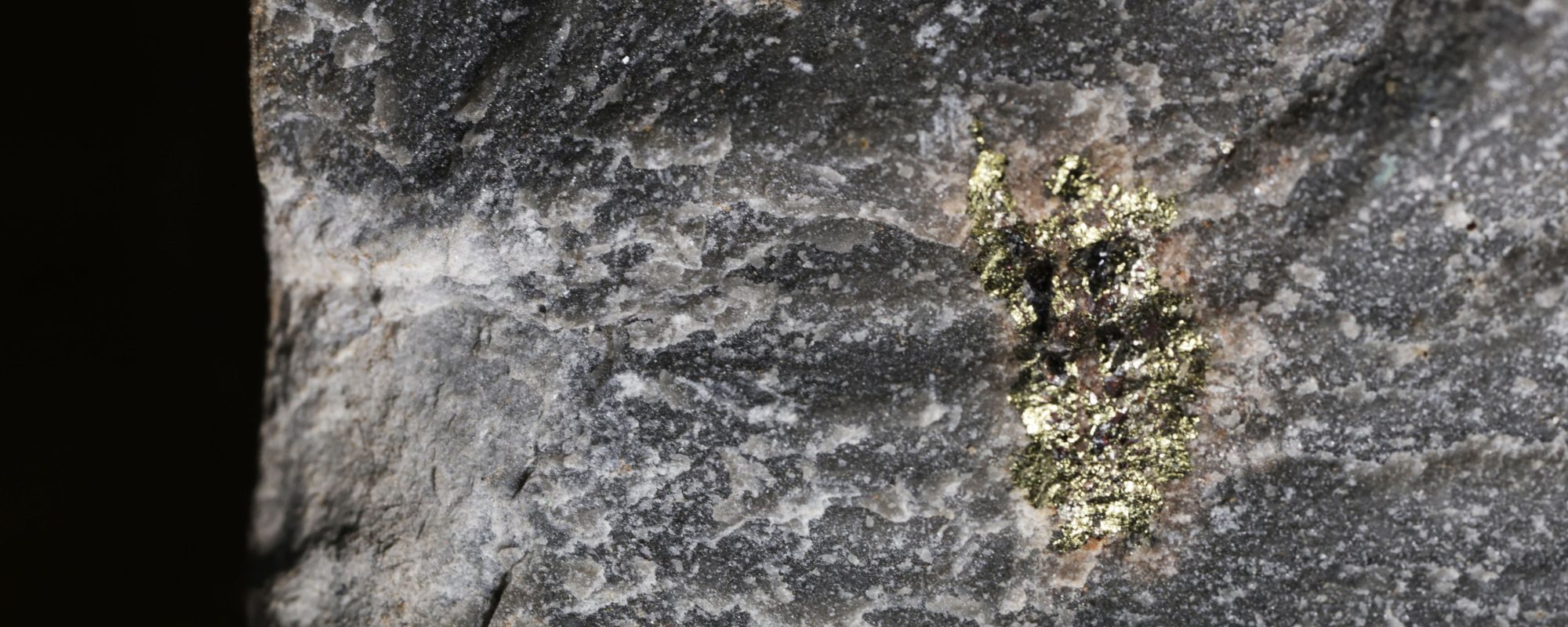 Limestone chalcopyrite